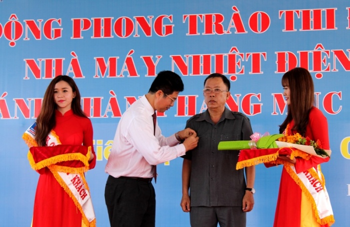 phat dong phong trao thi dua tren cong truong nha may nhiet dien song hau 1